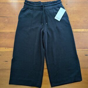 lululemon Soft Ambitions HR Crop - size 10 black